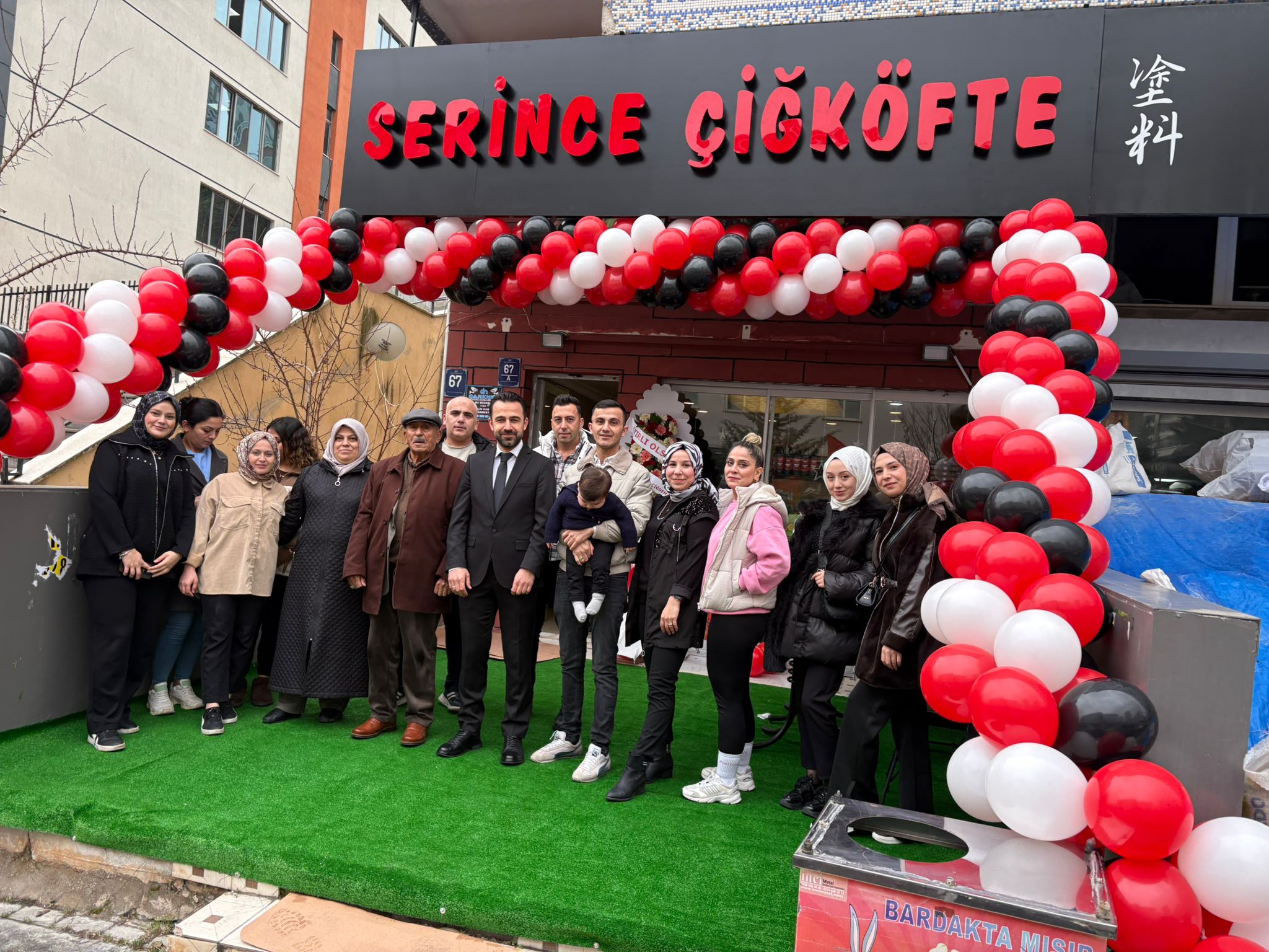 SEVAL CADDESİ SERİNCE AÇILDI