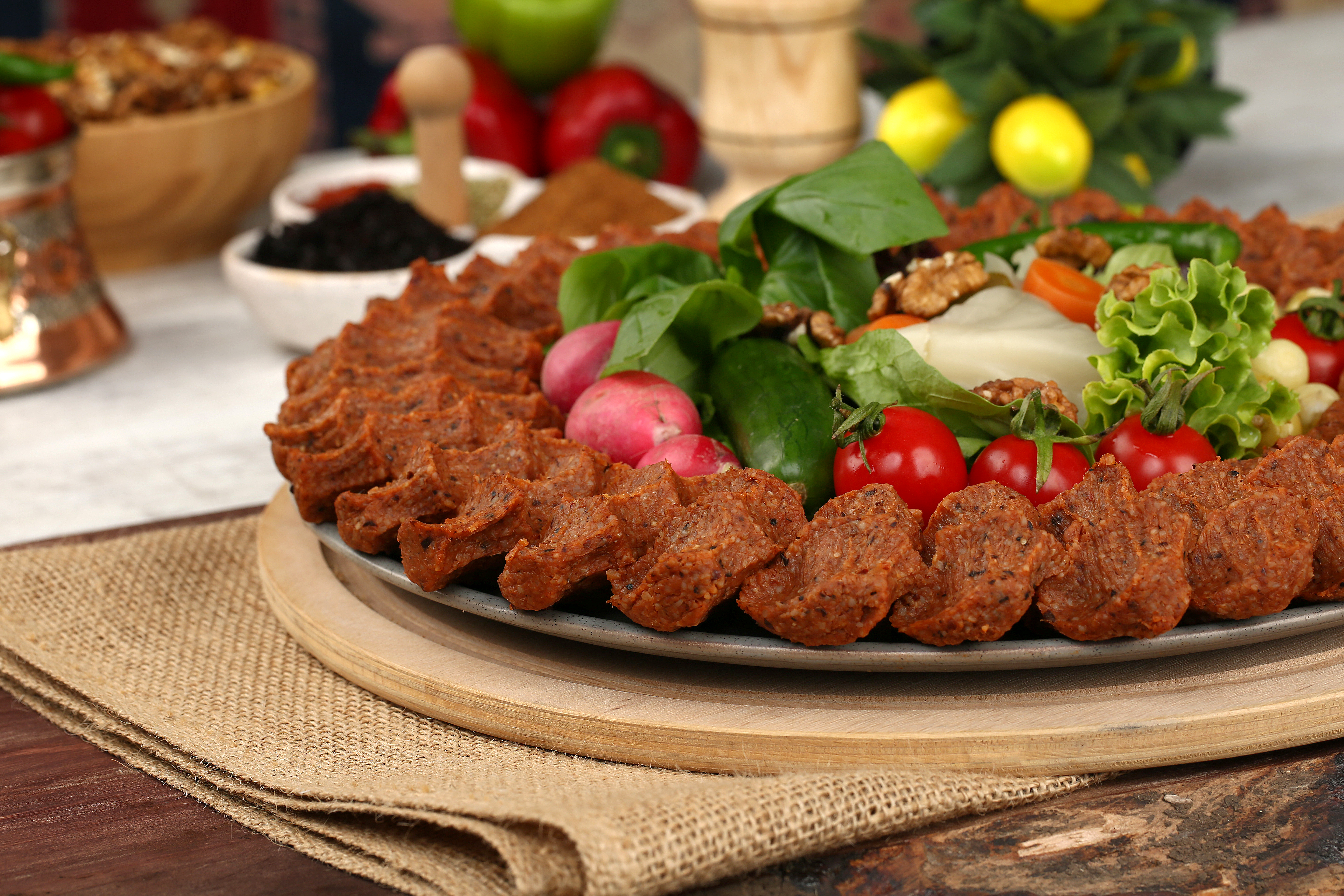 Çiğköfte Bayiliği Rehberi (2026): Nasıl Alınır, Ne Kadar Kazandırır?