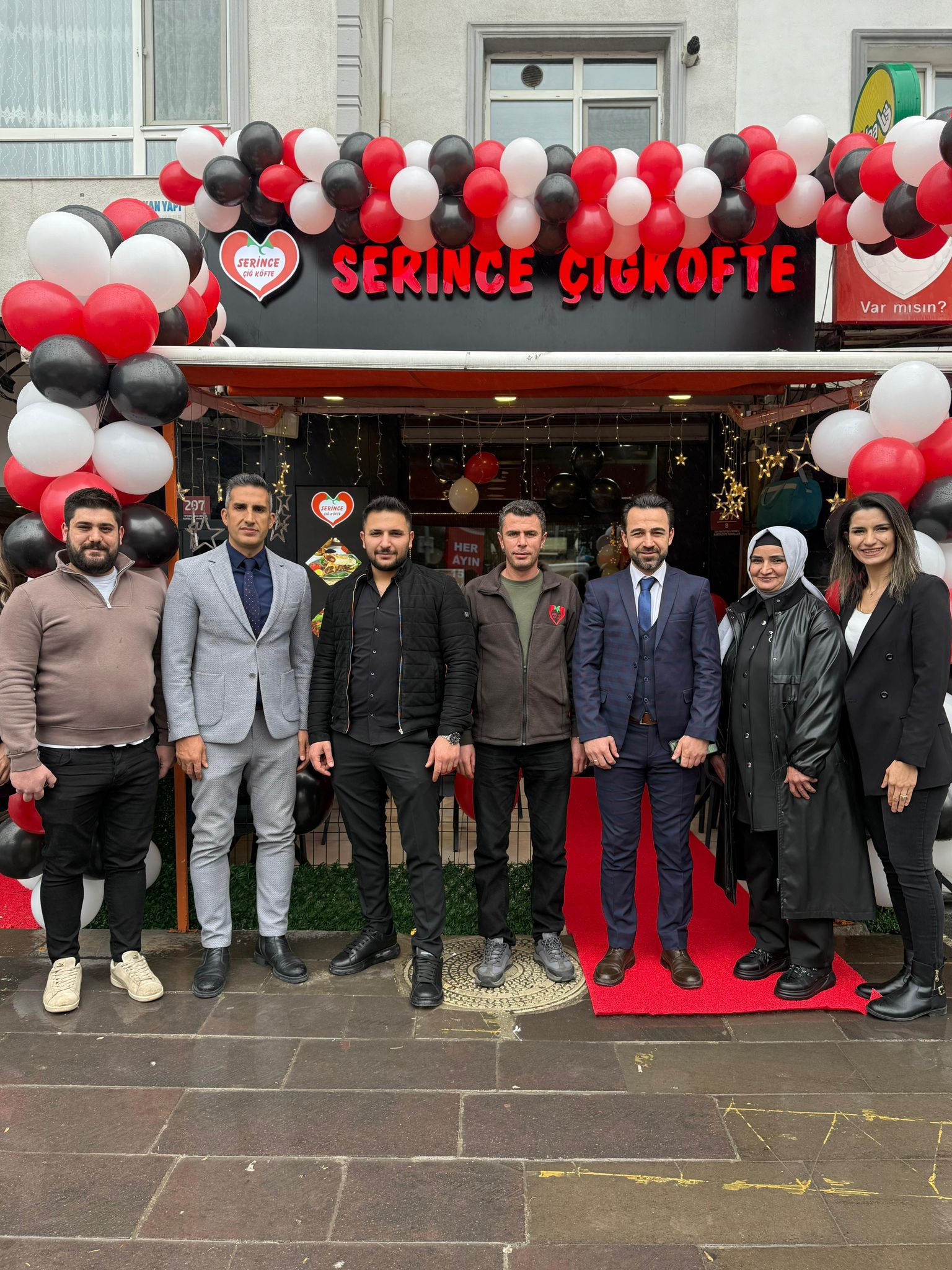 Serince Çiğköfte Bayilik İzmir: Karlı ve Güçlü Bir Franchise Fırsatı  İzmir’de Çiğköfte Sektöründe Bayilik Fırsatları Büyüyor