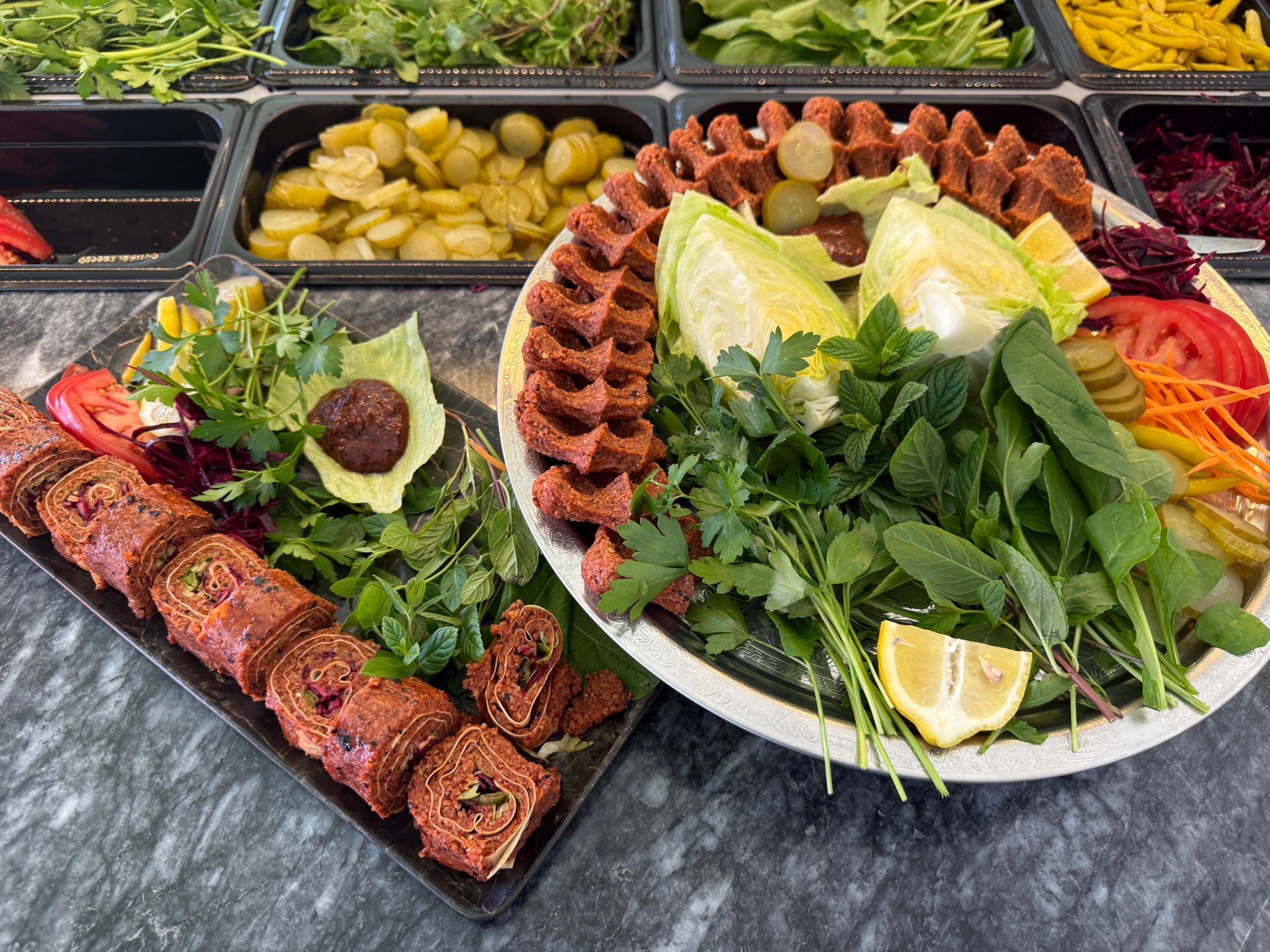 Vegan Beslenme Nedir? Vegan Yaşamın Lezzetli ve Sağlıklı Dünyası | Serince Çiğ Köfte Blog  Vegan Beslenme Nedir?
