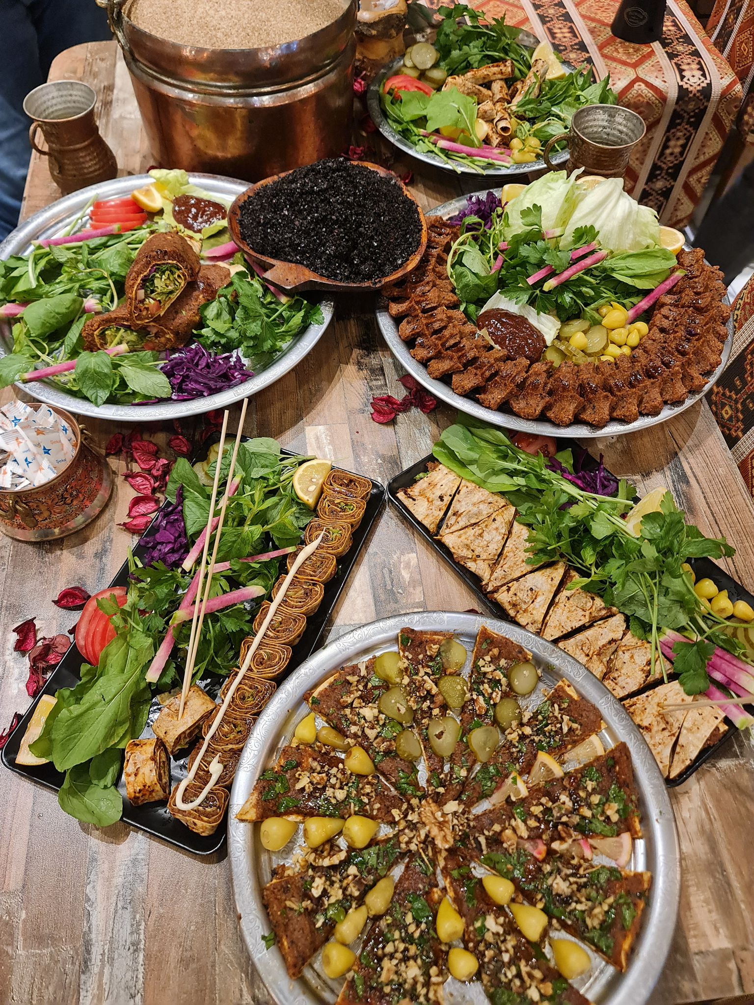 Vegan Beslenme Nedir? Serince Çiğ Köfte ile Lezzetli ve Bitkisel Bir Yaşam