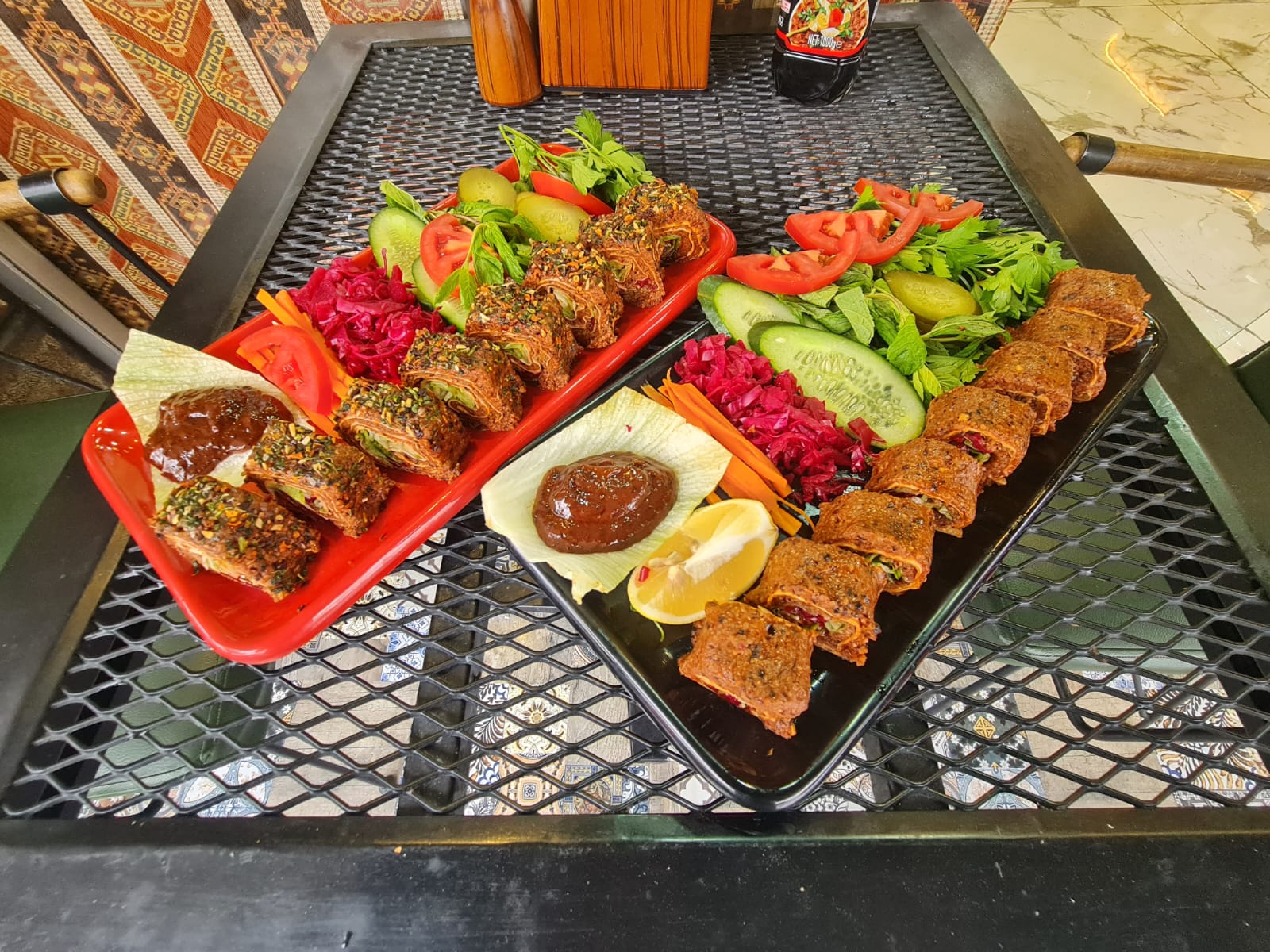 Suhşi Çiğköfte: Geleneksel Lezzetin Modern Sunumu Serince Çiğköfte'de