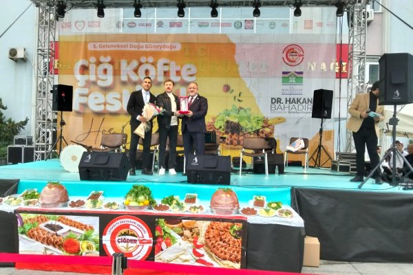 5. GELENEKSEL ÇİĞ KÖFTE FESTİVALİ DÜZENLENDİ