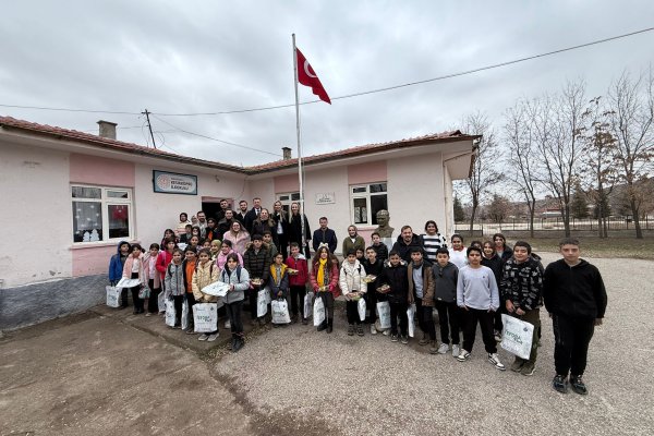 SERİNCE VE GGYD'DEN EĞİTİME MİNİK BİR DOKUNUŞ