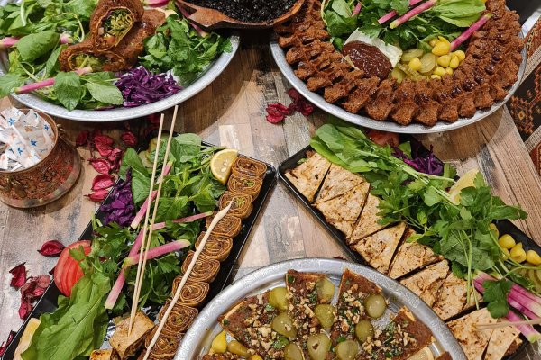 Mamak Çiğ Köfte Lezzetinin Adresi | Serince Çiğ Köfte   Mamak'ta Çiğ Köfte Keyfi Serince ile Başlıyor