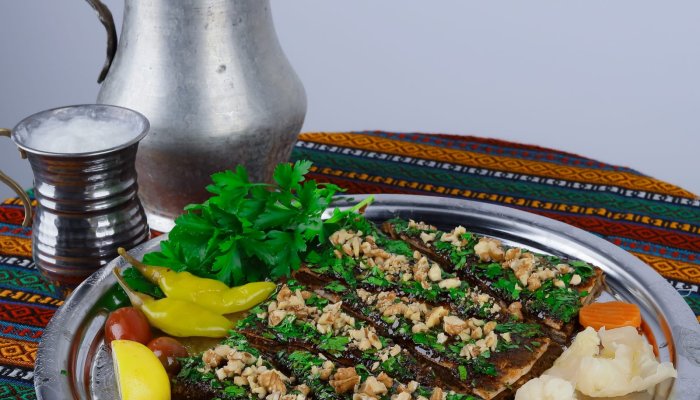 CEVİZLİ HAVUÇ DİLİMİ ÇİĞ KÖFTE NASIL YAPILIR?