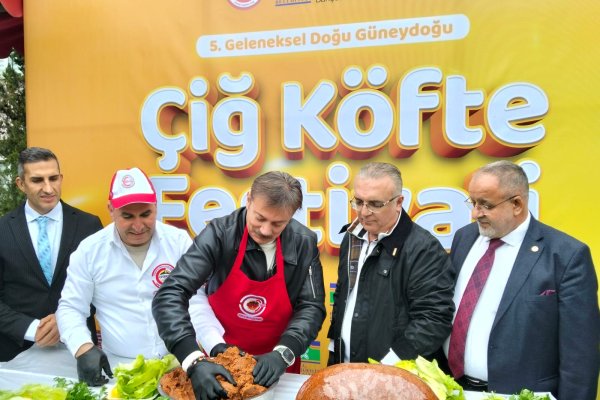 5. GELENEKSEL ÇİĞ KÖFTE FESTİVALİ DÜZENLENDİ
